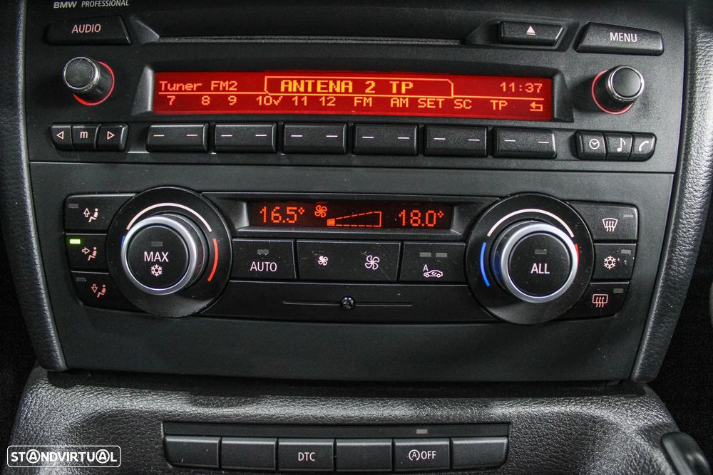 BMW X1 sDrive20d - 36
