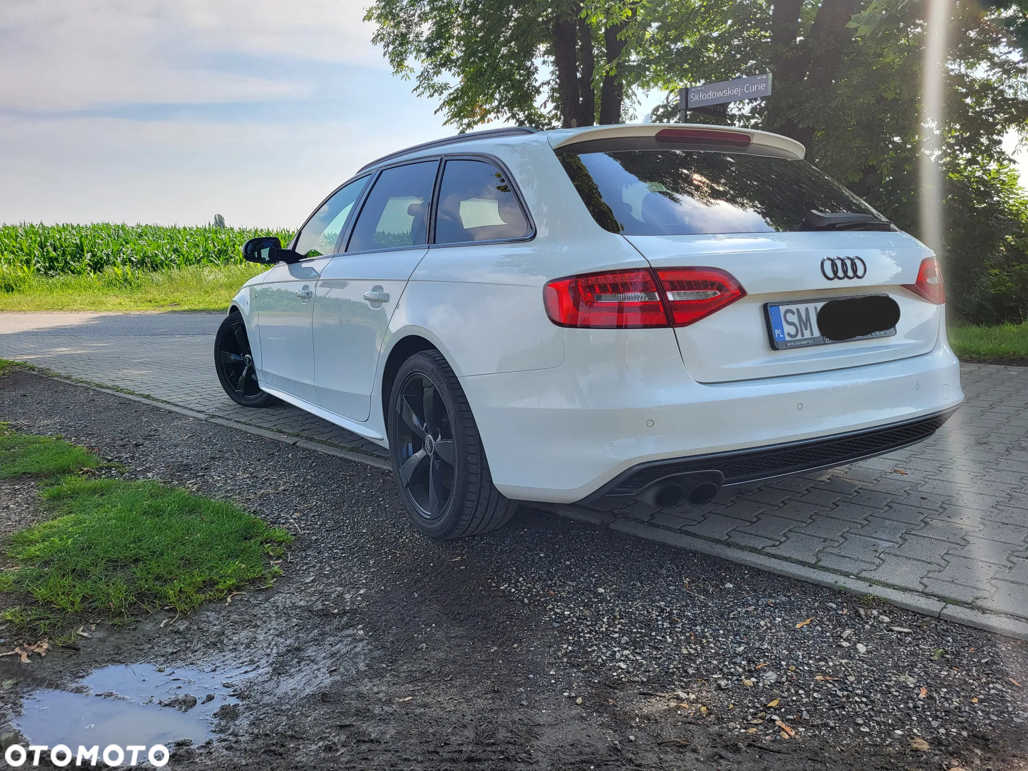 Audi A4 Avant 2.0 TDI DPF quattro S tronic S line Sportpaket - 5