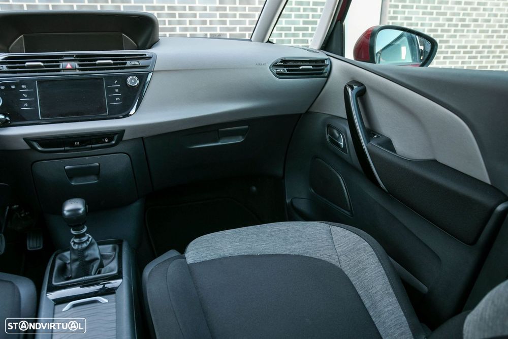 Citroën C4 Spacetourer 1.5 BlueHDi Shine — fotografia 14