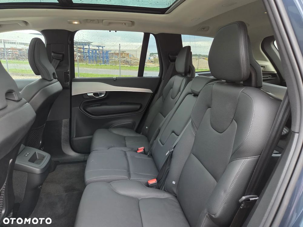 Volvo XC 90 B5 D AWD Plus Bright - 22