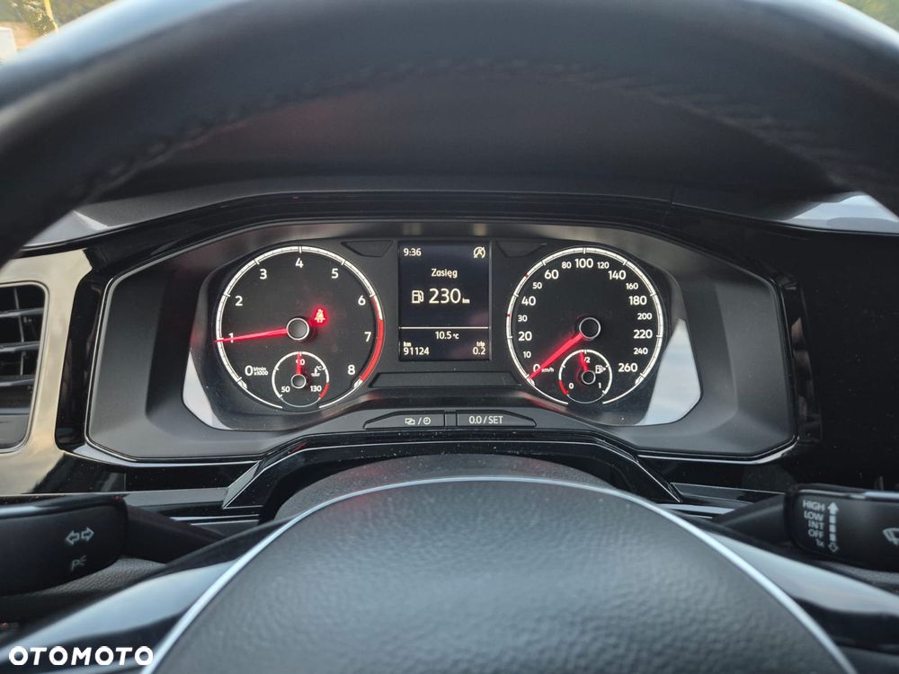 Volkswagen Polo - 15