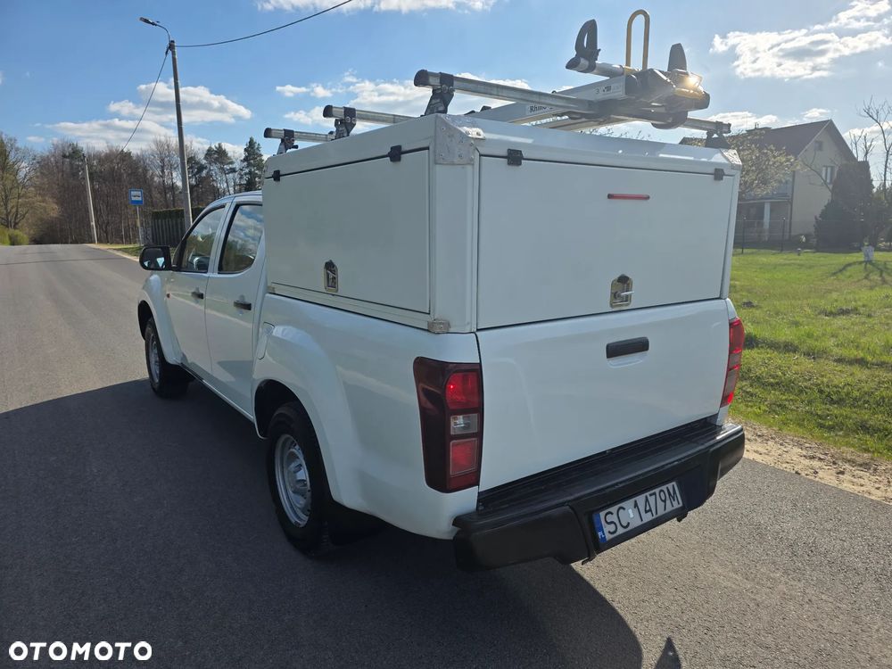 Isuzu D-Max 2.5 EC LS+ - 33