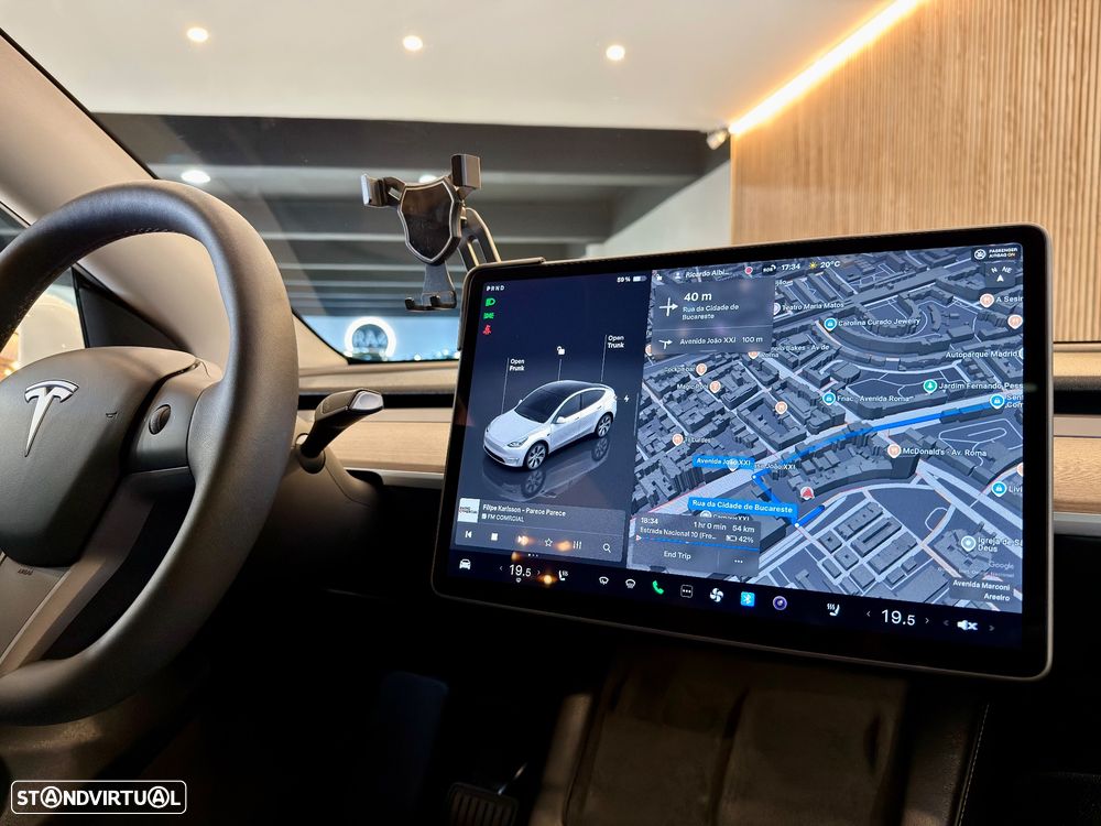 Tesla Model Y Tração Traseira - 38