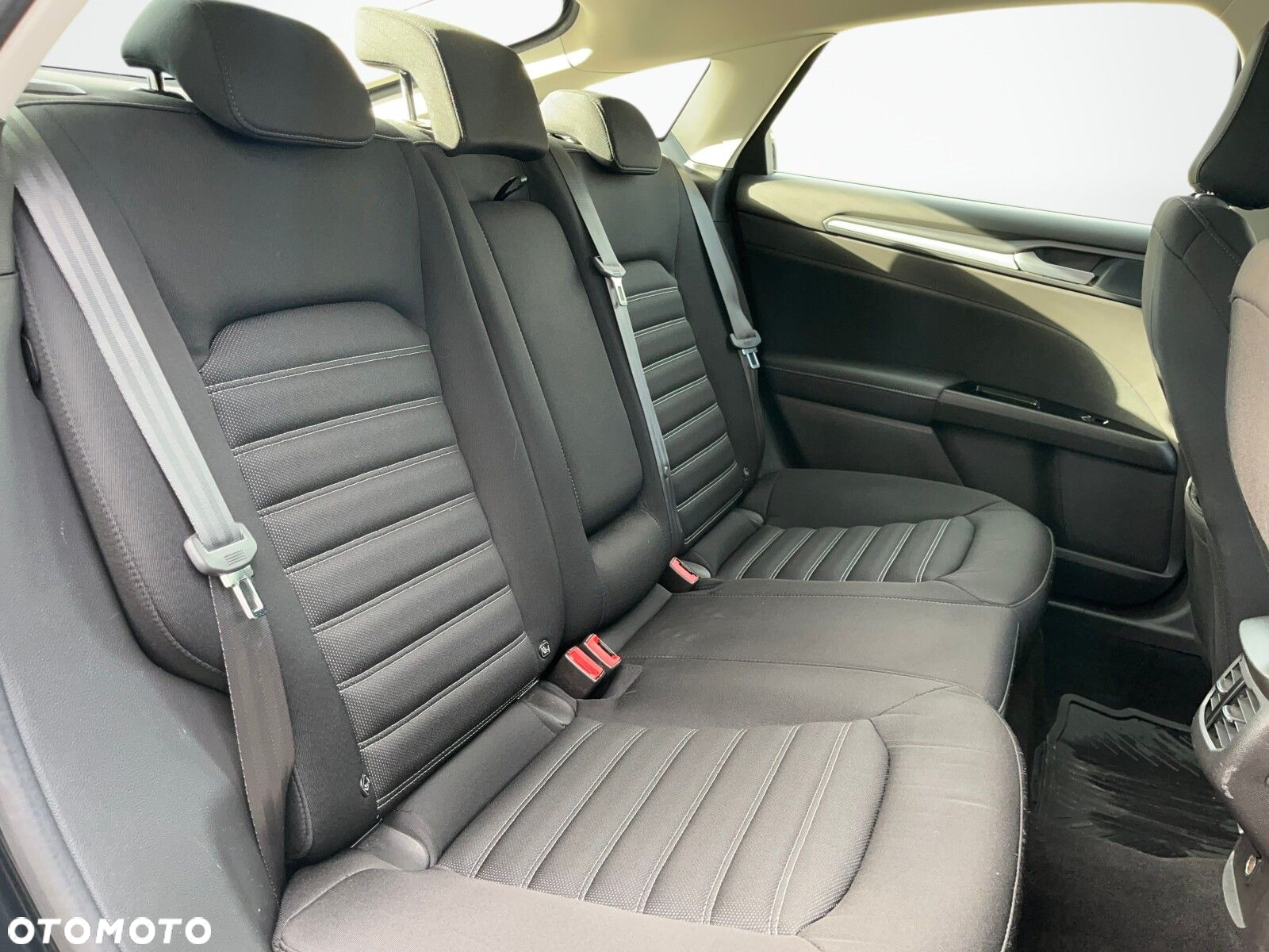Ford Mondeo - 16