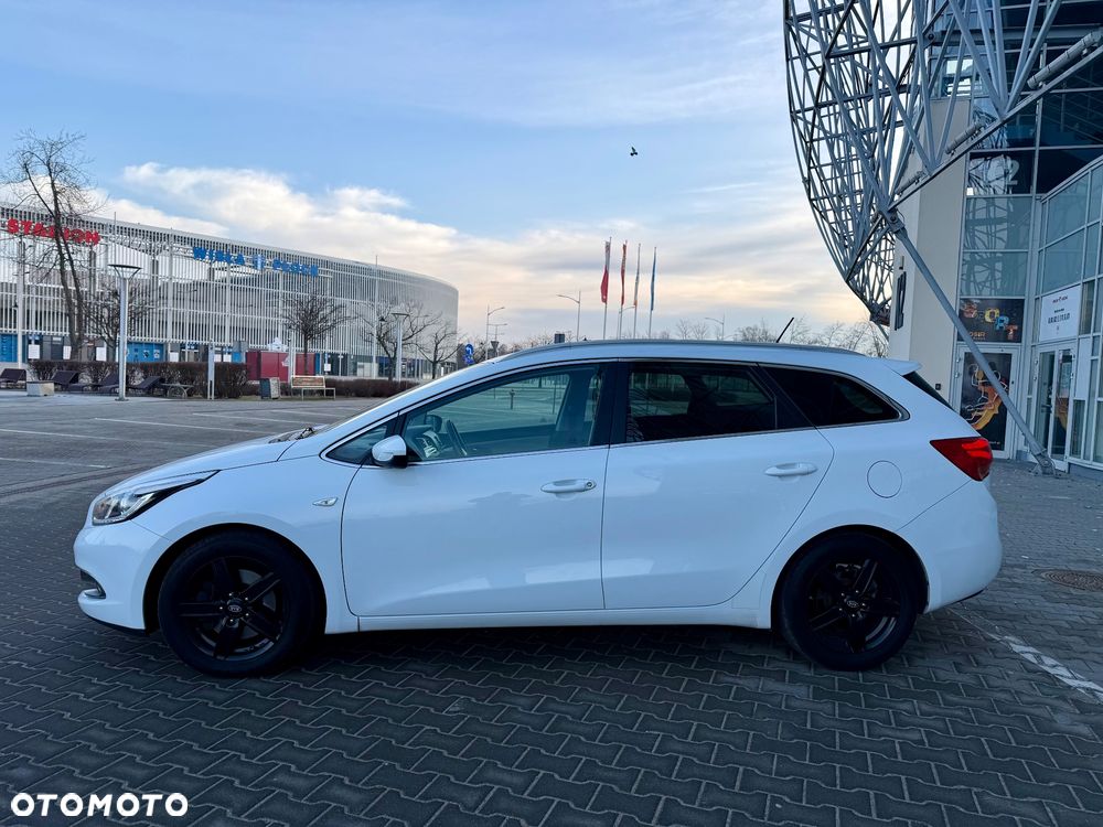Kia Ceed - 9