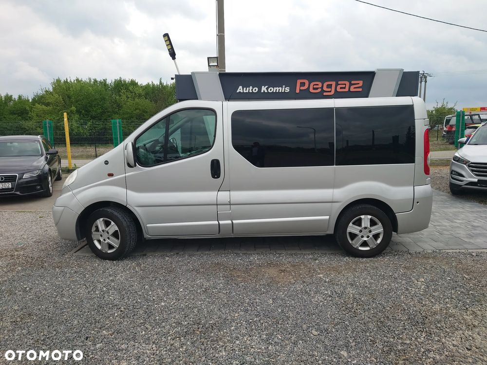 Opel Vivaro Life Cosmo L1H1 - 2