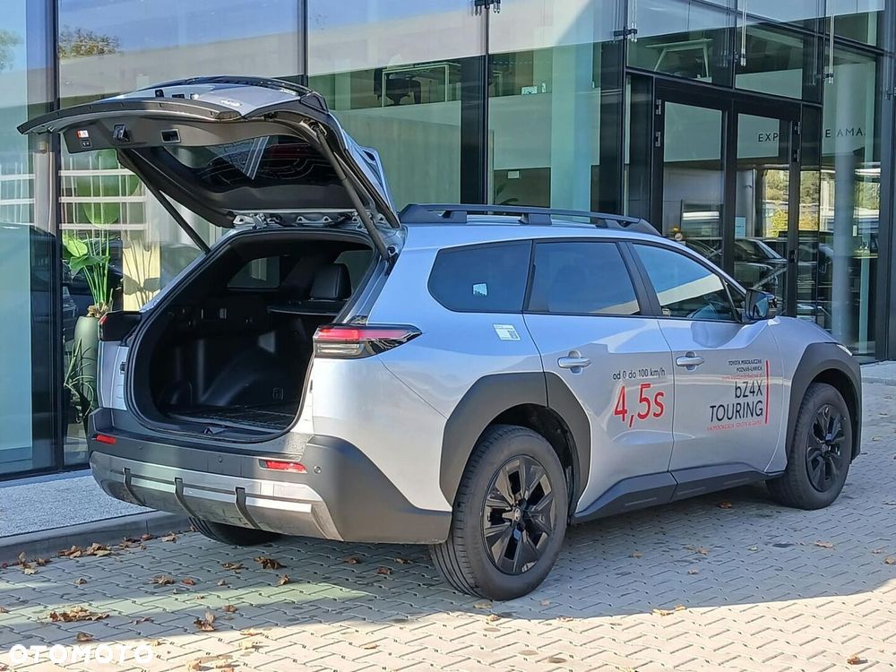 Toyota bZ4X 74.7kWh 4x4 Style - 39