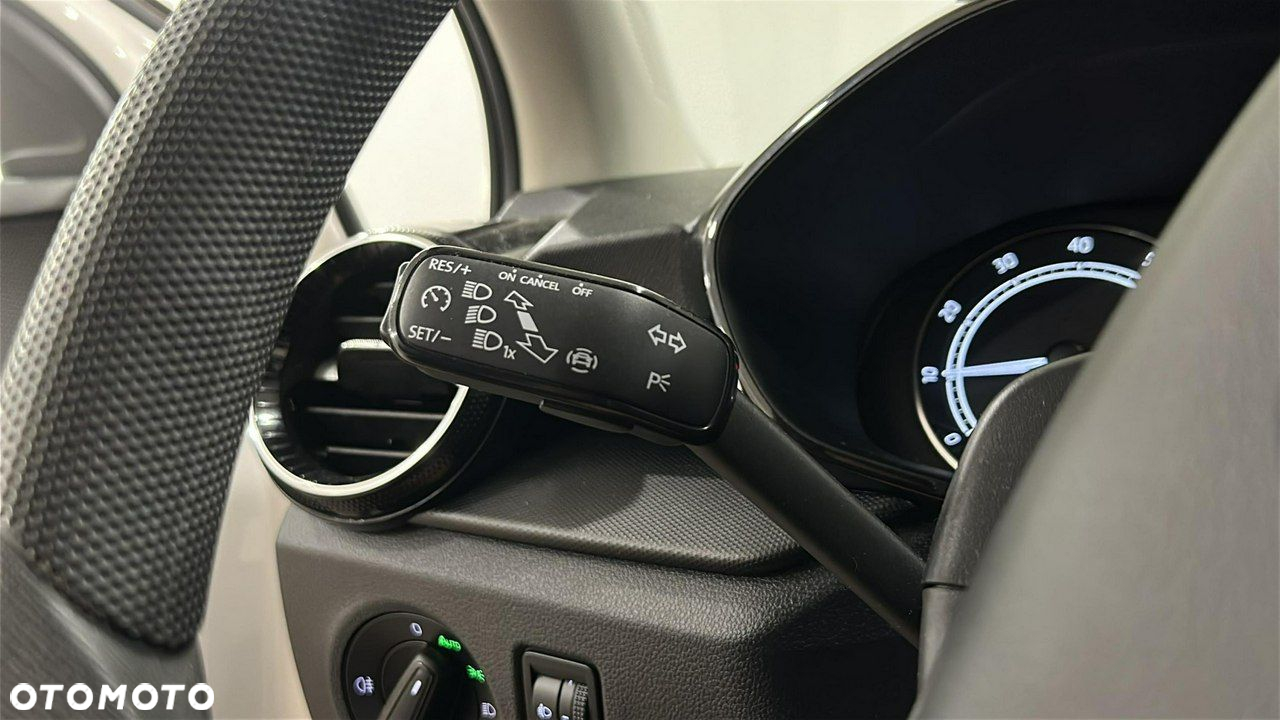 Skoda Fabia 1.0 Ambition - 23