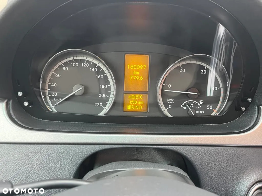Mercedes-Benz Viano 2.2 CDI DPF kompakt 4Matic Automatik Trend Edition - 6