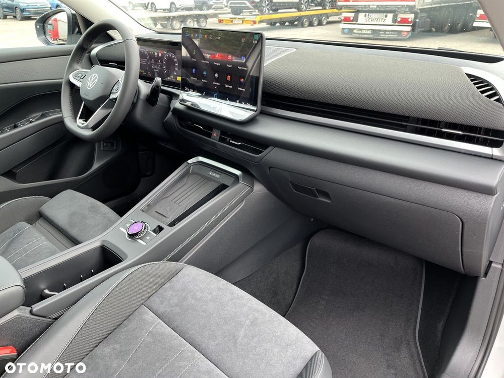 Volkswagen T-Roc 1.5 eTSI Style DSG - 35