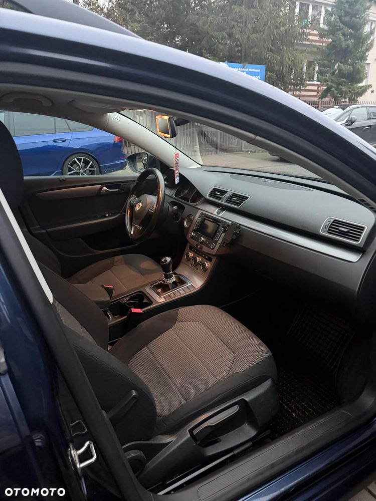 Volkswagen Passat 2.0 TDI Trendline - 7