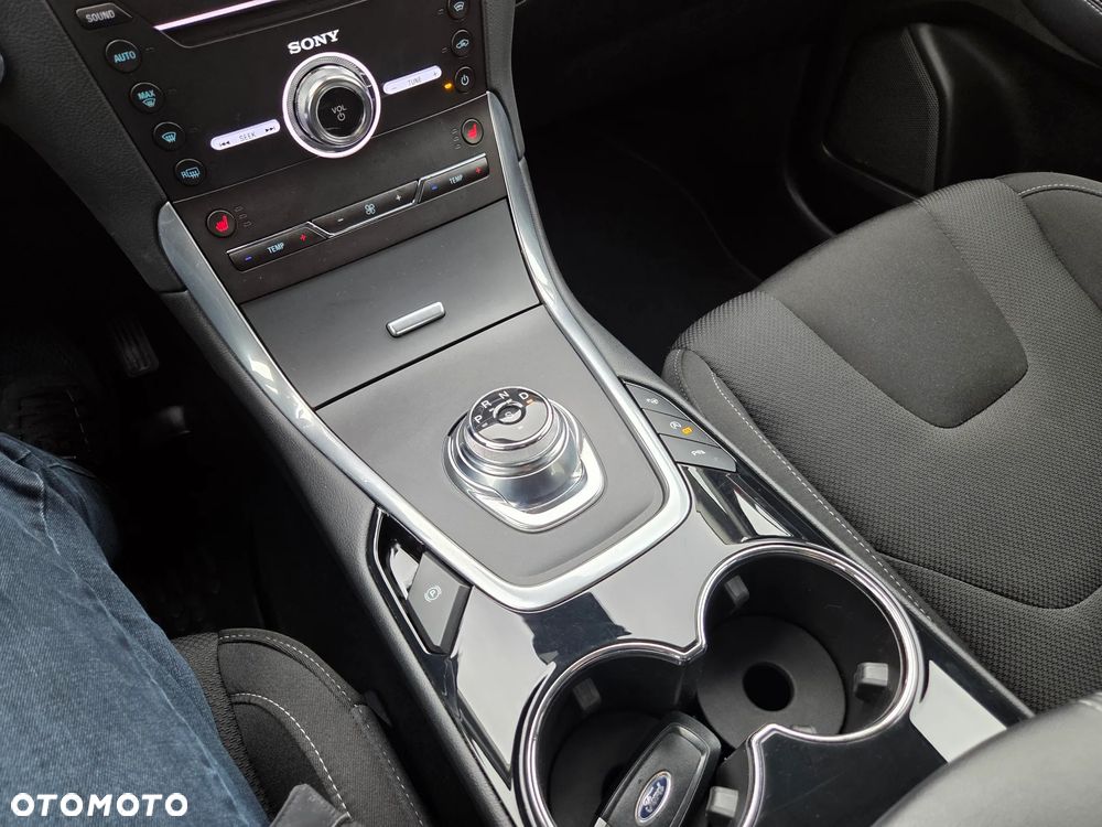 Ford S-Max 2.0 EcoBlue Titanium - 23