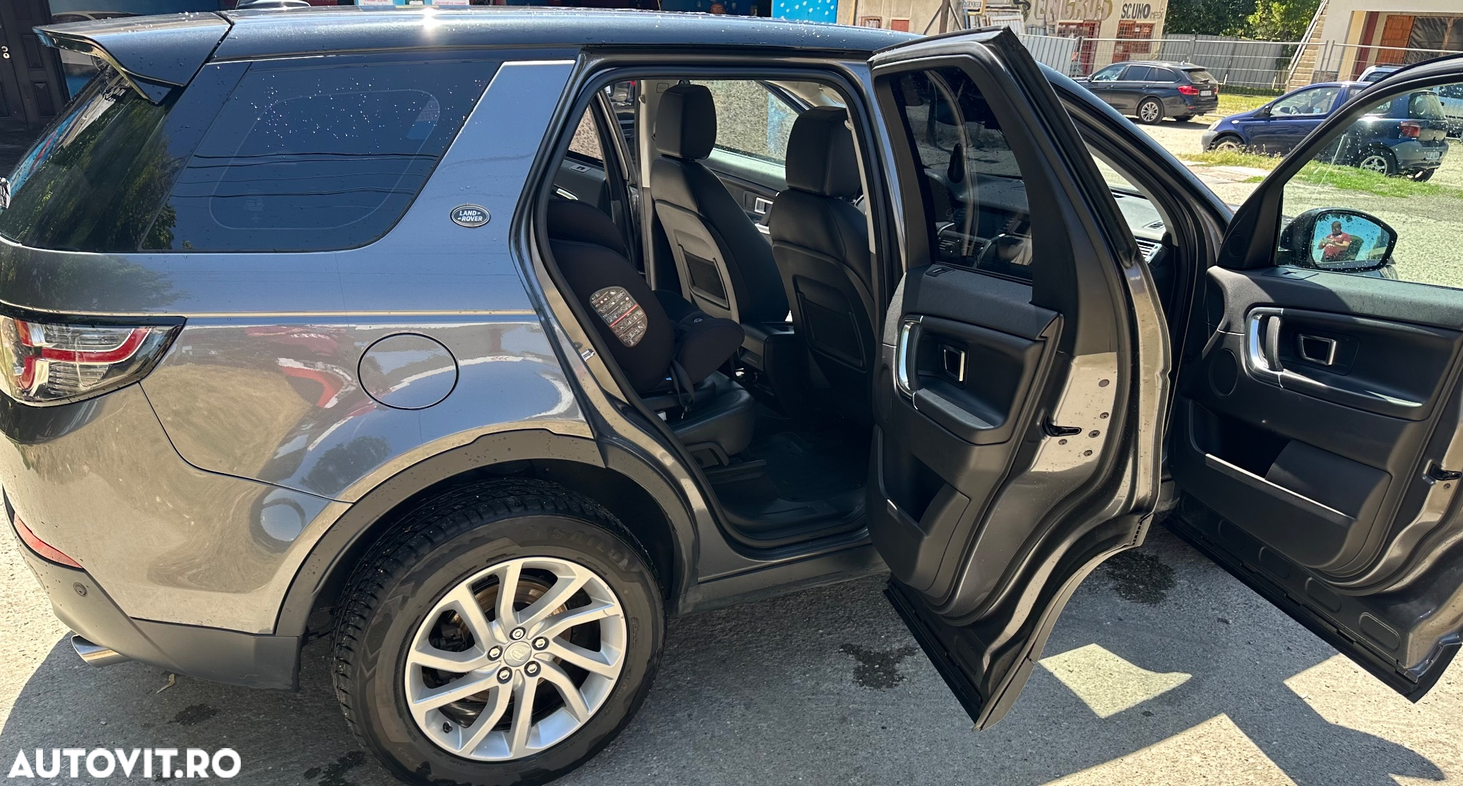 Land Rover Discovery Sport - 9