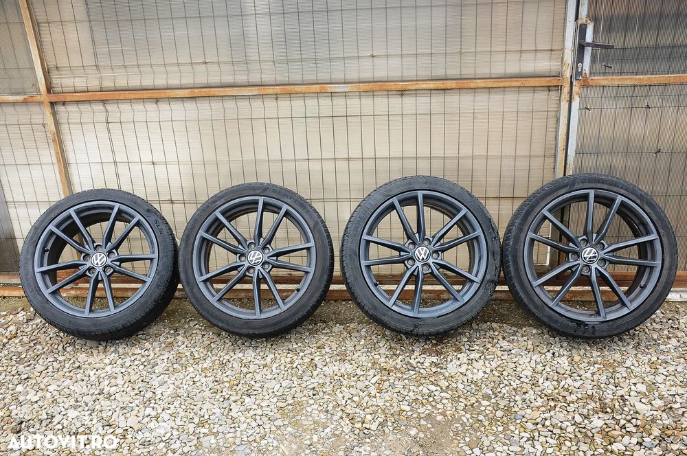 Volkswagen T-Roc R 2.0 TSI OPF 4Motion DSG - 39