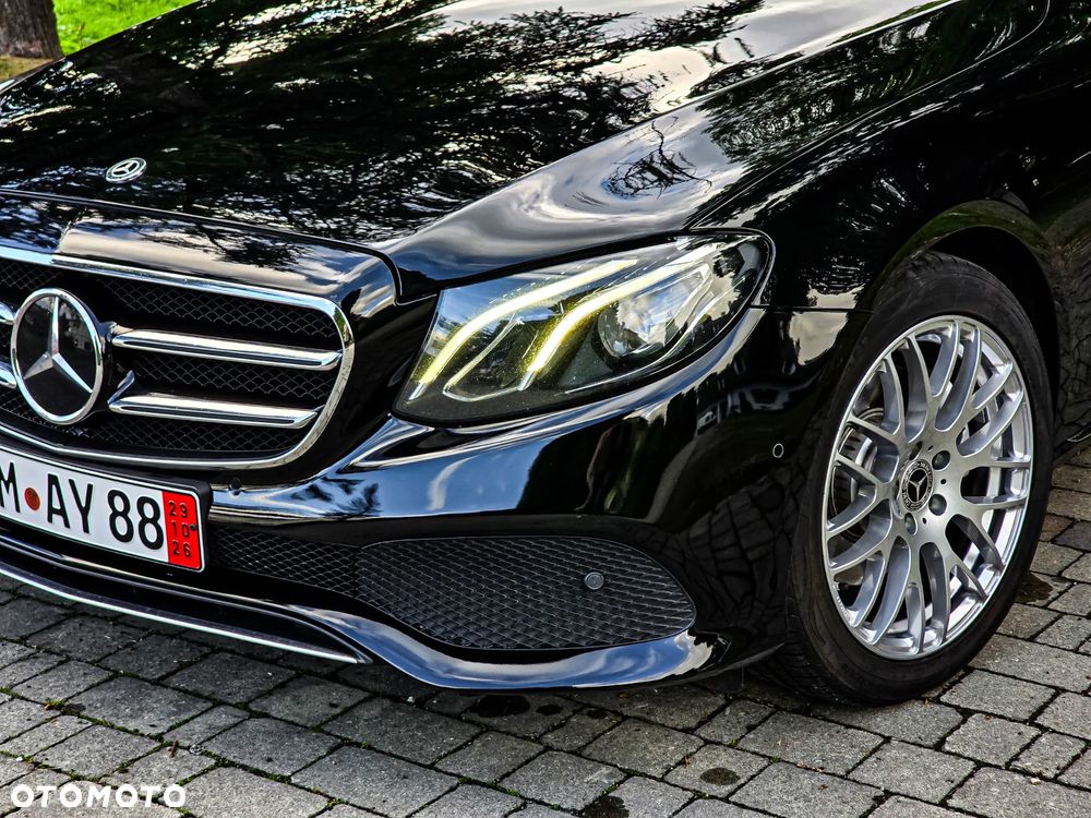 Mercedes-Benz Klasa E 220 d 9G-TRONIC - 2