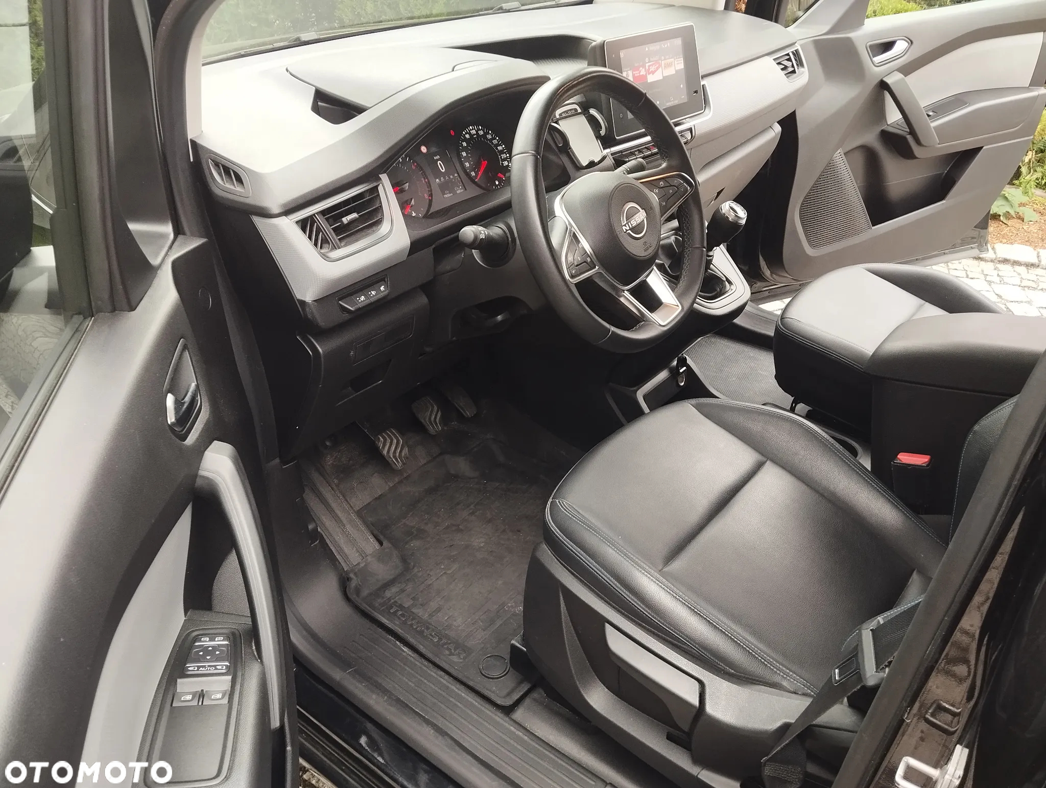 Nissan TOWNSTAR - 8