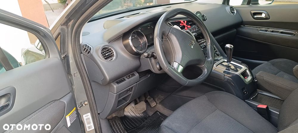Peugeot 5008 - 7