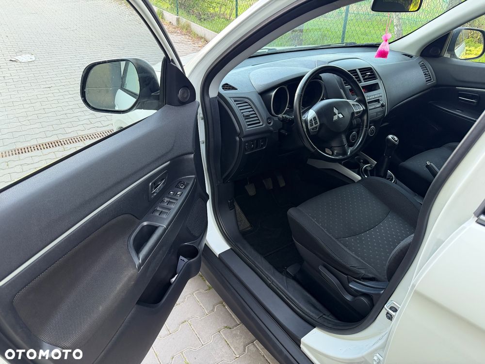 Mitsubishi ASX 1.6 2WD Instyle - 16