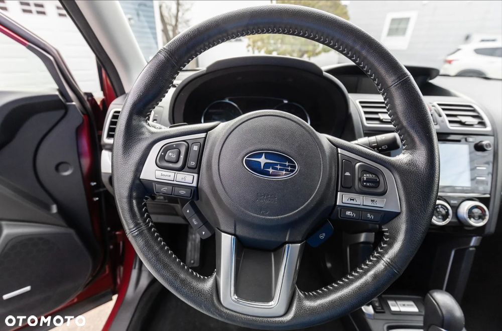 Subaru Forester 2.0 XT Platinum Lineartronic - 11