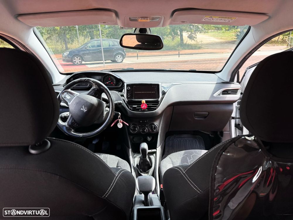 Peugeot 2008 1.6 BlueHDi Style - 14