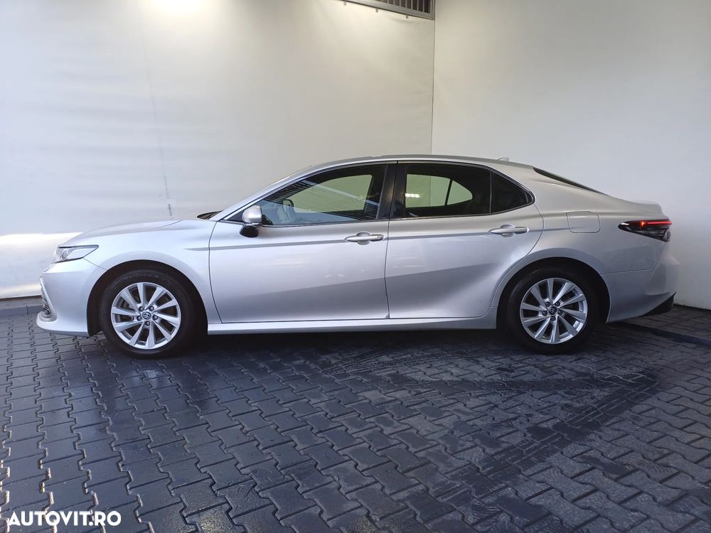 Toyota Camry 2.5 Exclusive - 2