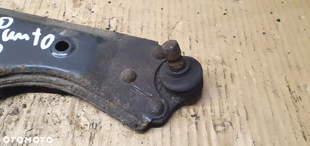 Wahacz prawy przód przedni Fiat Punto EVO - 3