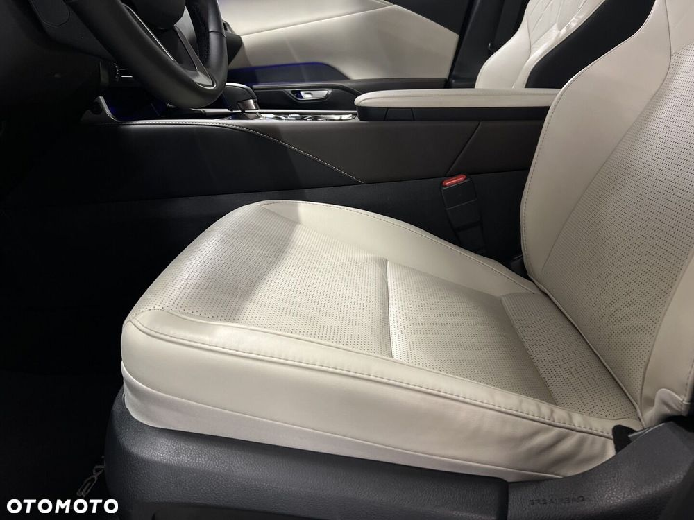 Lexus RX - 9