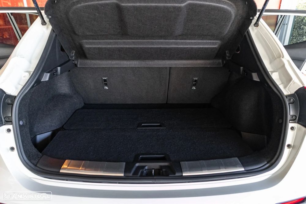 Nissan Qashqai 1.3 DIG-T N-Connecta J18 - 20