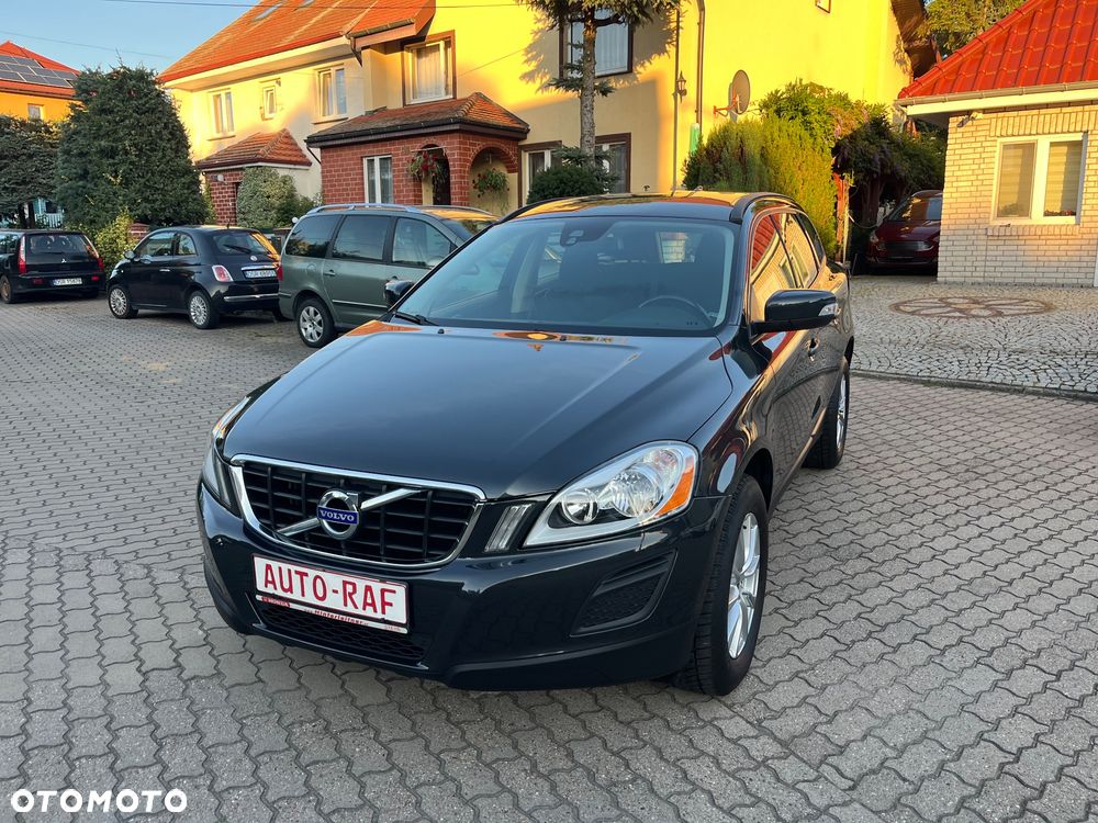 Volvo XC 60 DRIVe R Design - 1