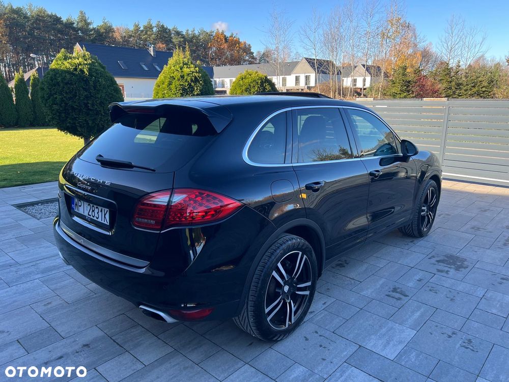 Porsche Cayenne - 8