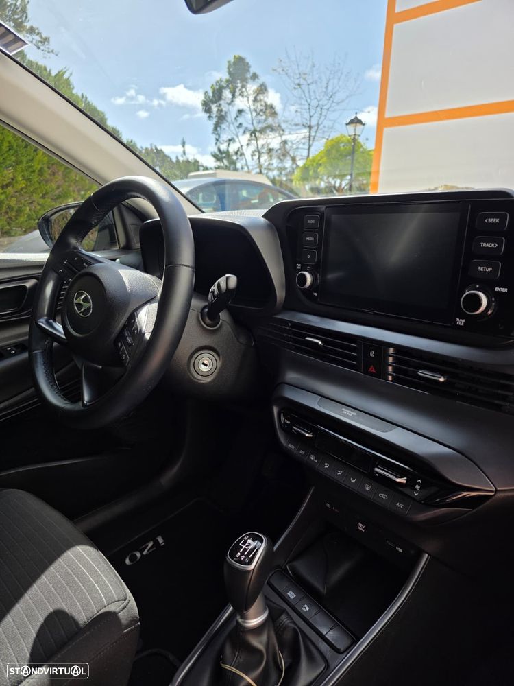Hyundai i20 - 19
