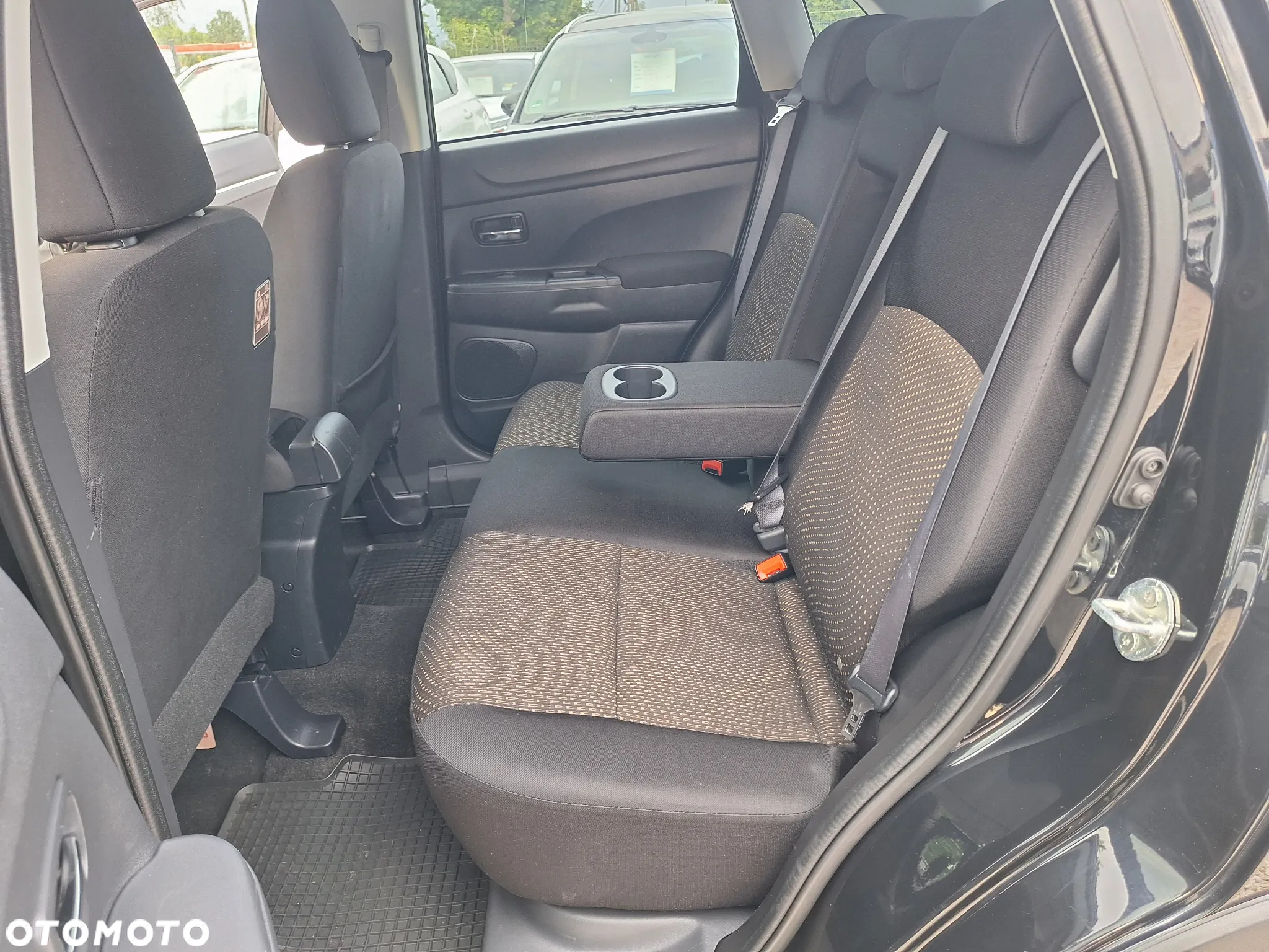 Mitsubishi ASX 1.6 2WD Comfort Edition - 30