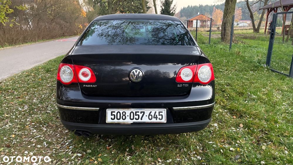 Volkswagen Passat 2.0 TDI Comfortline DSG - 21