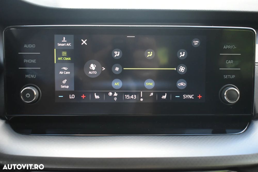 Skoda Octavia 2.0 TDI DSG Ambition - 14