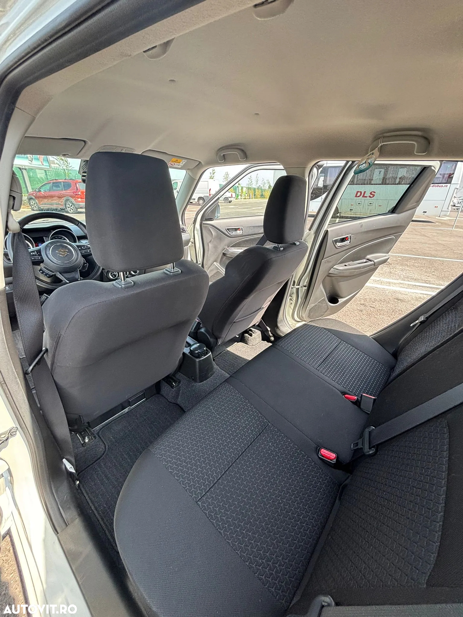 Suzuki Swift M-Hybrid 1.2 Spirit - 6