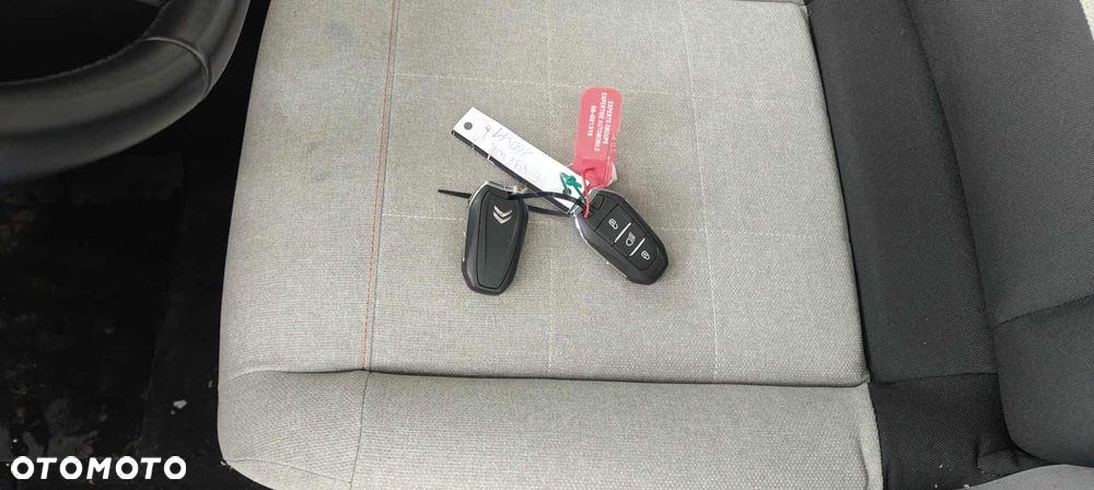 Citroën C3 Aircross PureTech 110 Stop & Start OPF SHINE - 27