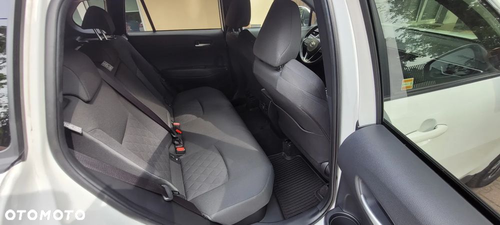 Toyota Corolla Cross 2.0 Hybrid Style AWD - 10