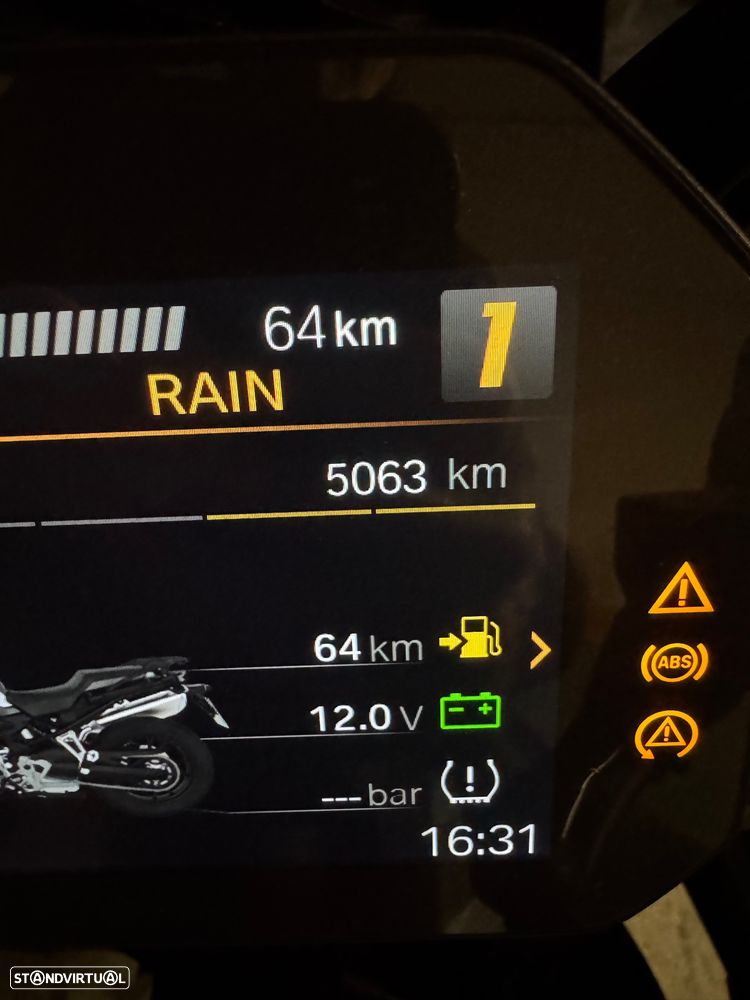 BMW F 750 GS Triple Black - 6