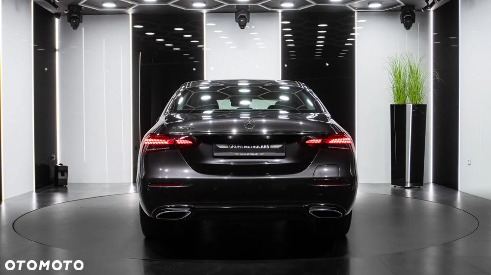 Mercedes-Benz Klasa E 300 Avantgarde - 8