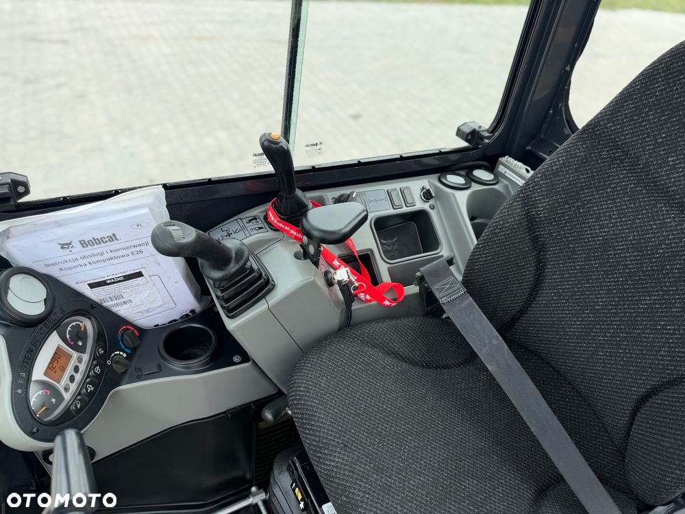 Bobcat E26 - 23