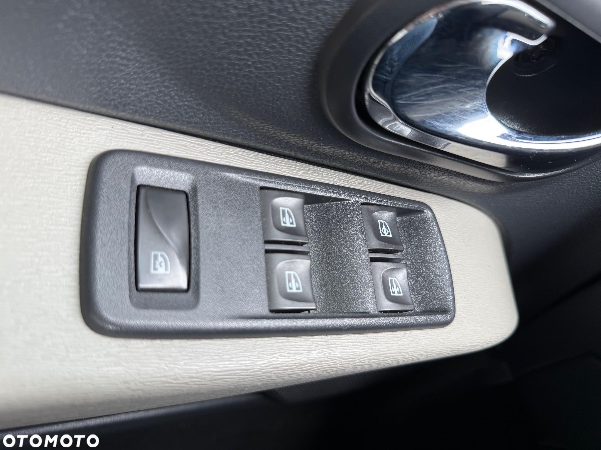 Dacia Lodgy 1.2 TCe Laureate - 19