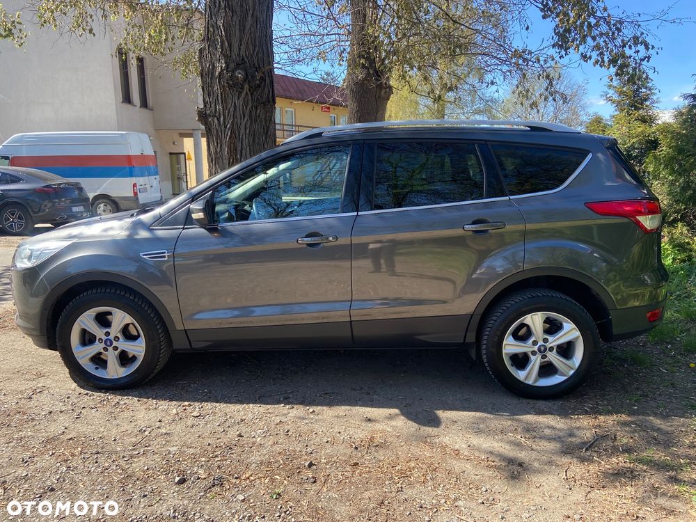 Ford Kuga 2.0 TDCi FWD Titanium - 8