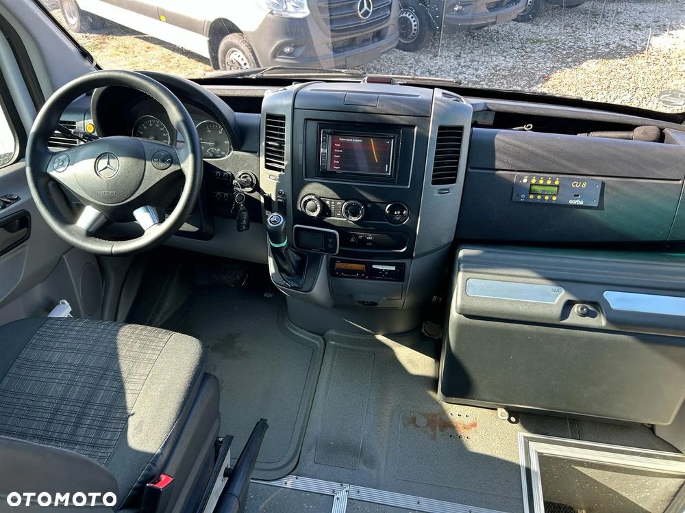 Mercedes-Benz Sprinter 519 - 7