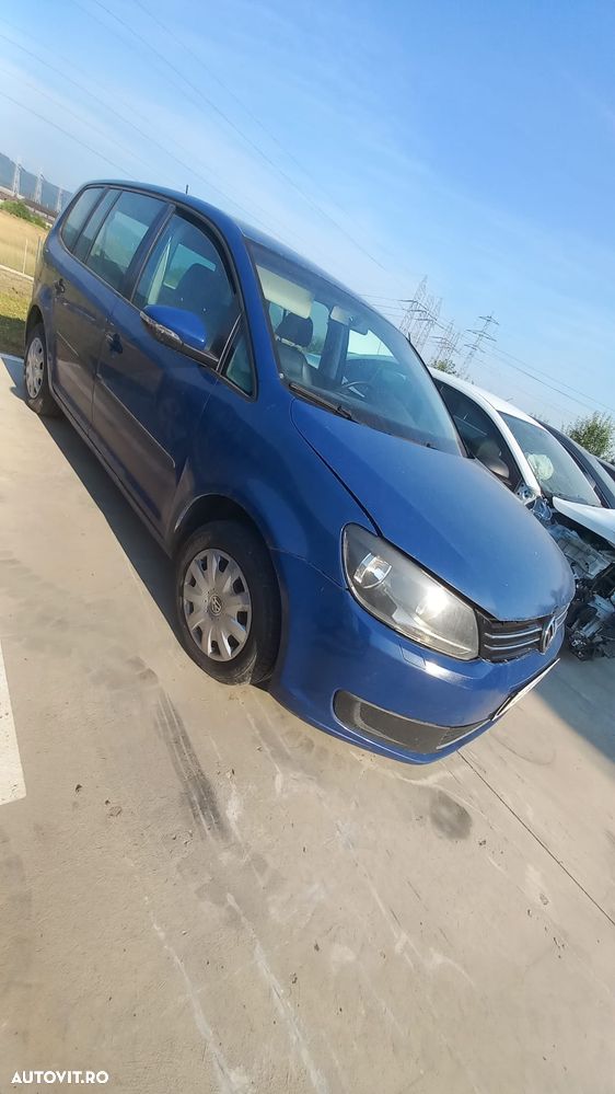 Dezmembram VW Touran 1.6 TDI CAYC cod cutie MPL - 7
