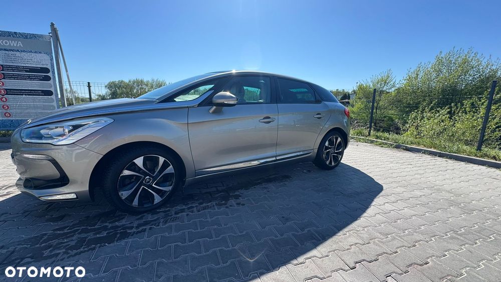 Citroën DS5 2.0 HDi Hybrid4 SoChic MCP - 13