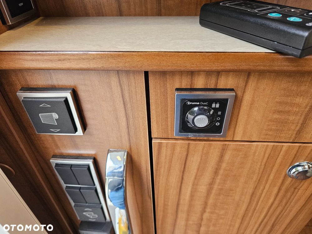 Hymer-Eriba B778PL B 778 3 Osie Automat 4 osobowy HYMER INTEGRA - 33