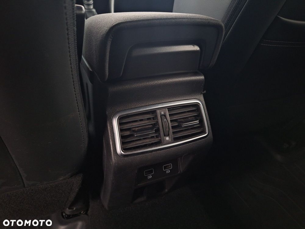 Renault Megane 1.5 Blue dCi Zen - 39