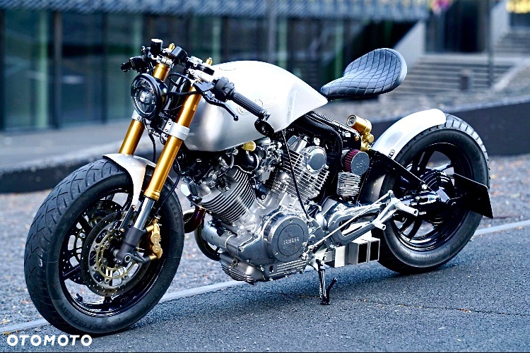 Yamaha XV - 9