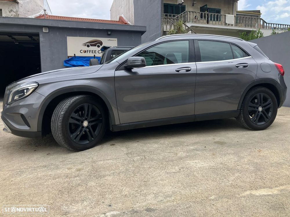 Mercedes-Benz GLA 200 - 6