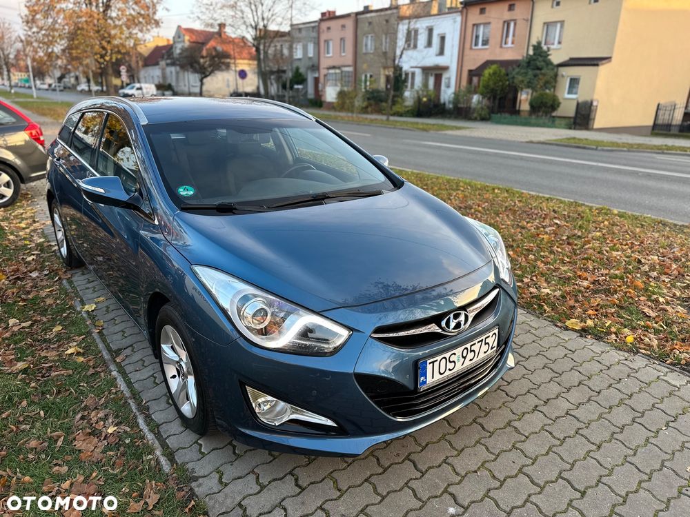 Hyundai i40 i40cw 1.7 CRDi Fifa World Cup Edition - 2